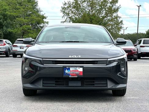 Used 2025 Kia K4 FWD image 10
