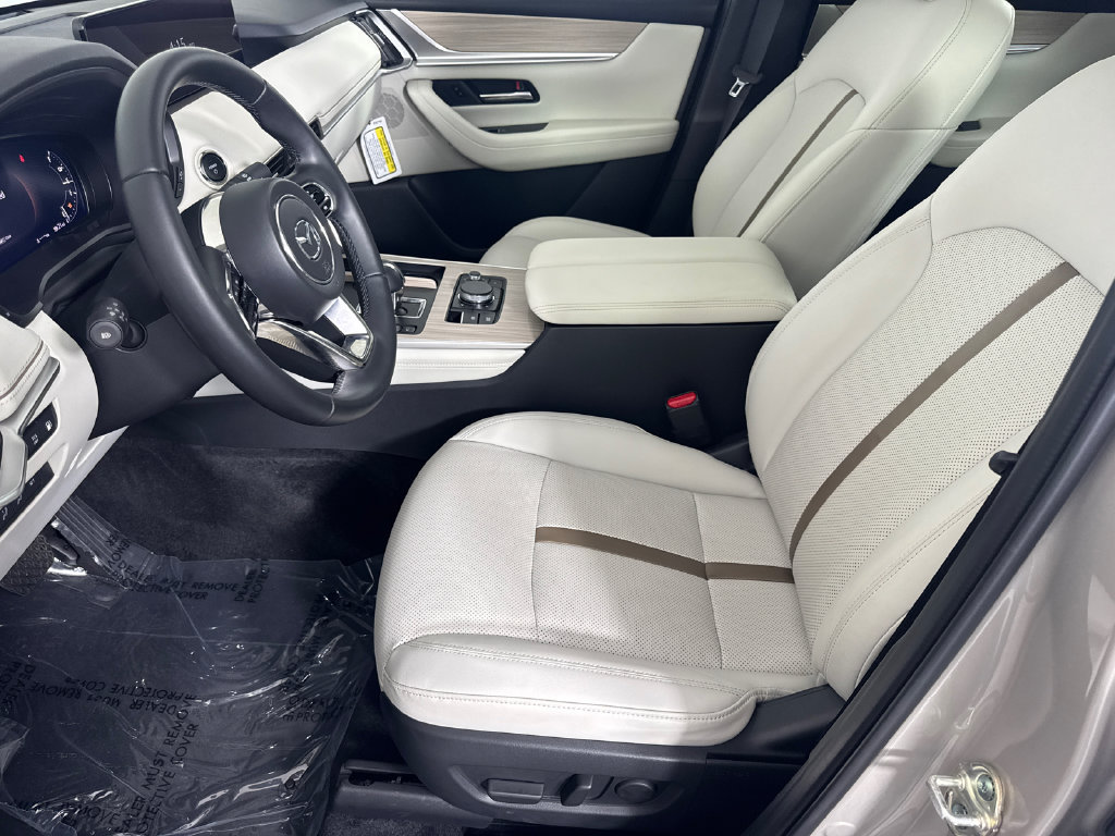 Certified 2025 MAZDA CX-90 Plug-In Hybrid w/ Premium Plus AWD/4WD image 10