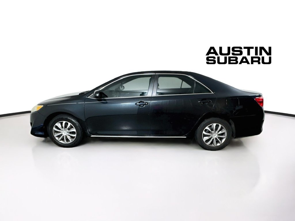 Used 2013 Toyota Camry LE FWD image 4