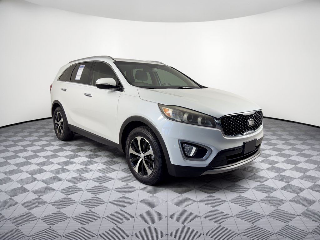 Used 2017 Kia Sorento EX w/ EX Premium Package FWD image 7