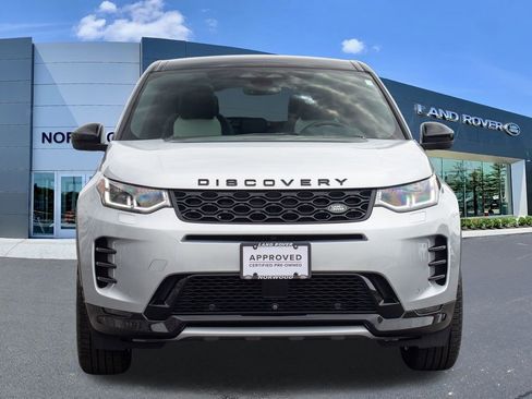 Certified 2025 Land Rover Discovery Sport Dynamic SE AWD/4WD image 2