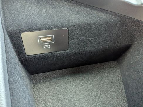 Used 2023 Genesis G70 2.0T w/ Sport Prestige Package image 22