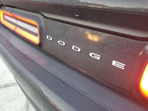 Certified 2022 Dodge Challenger GT image 6