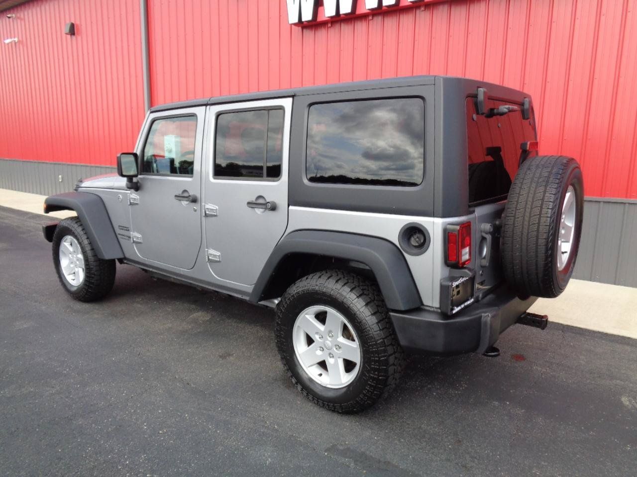Used 2018 Jeep Wrangler Unlimited Sport S AWD/4WD image 7