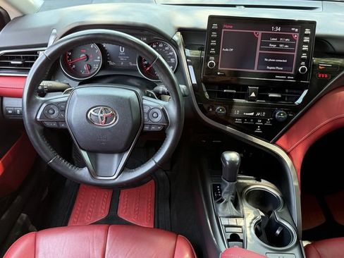 Certified 2022 Toyota Camry XSE FWD image 11