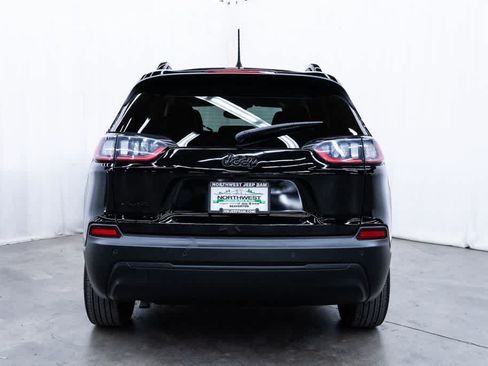 Used 2023 Jeep Cherokee Altitude Lux AWD/4WD image 5