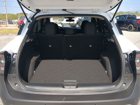 Used 2026 Nissan Kicks SV image 11