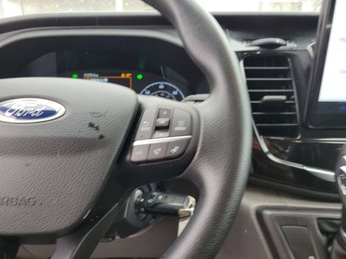 Certified 2024 Ford Transit 350 XLT RWD image 25