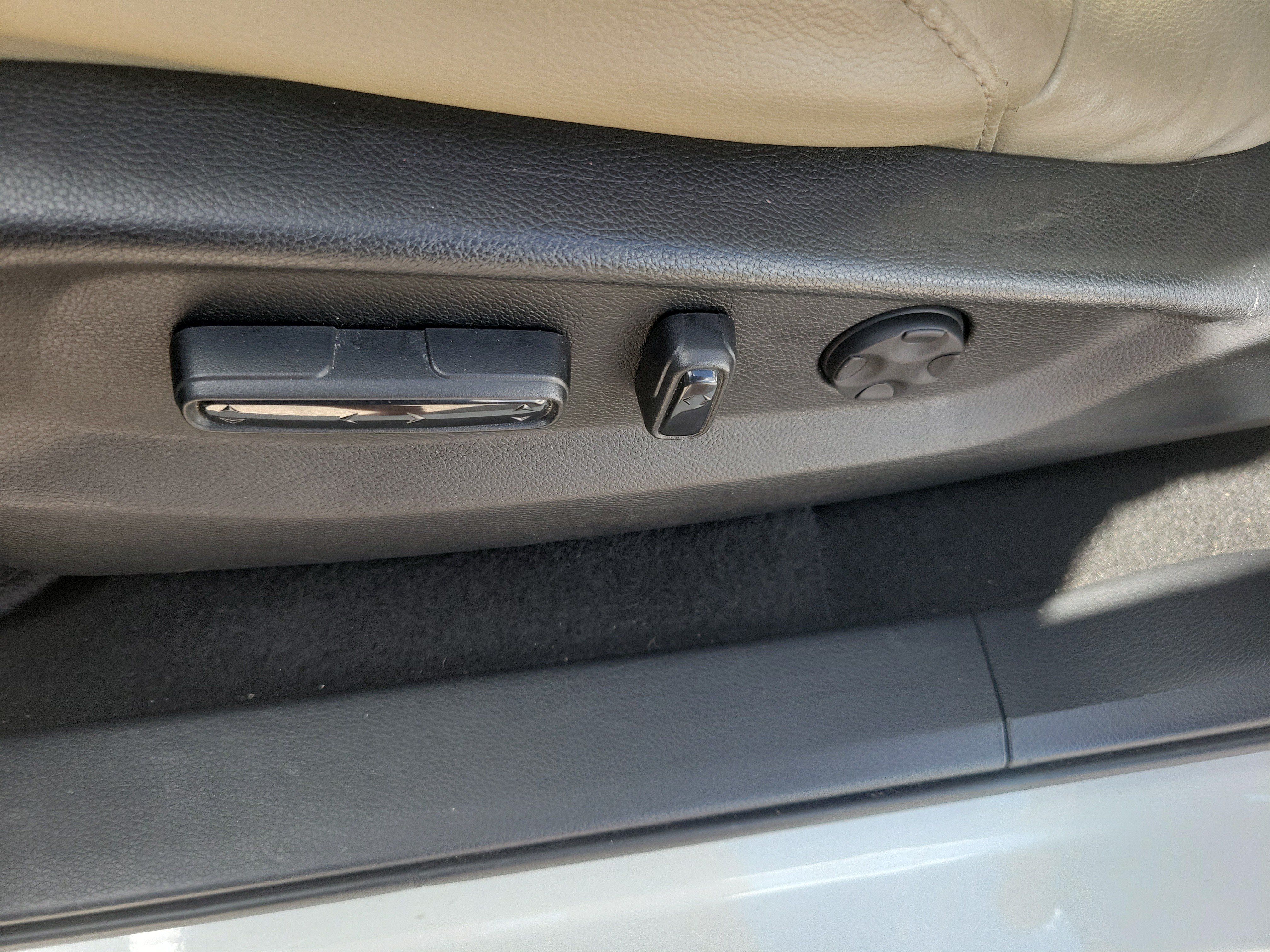 Used 2018 Honda CR-V Touring image 25