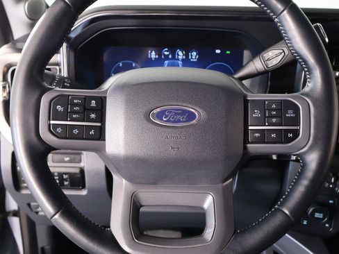 Used 2024 Ford F250 Lariat w/ Lariat Ultimate Package AWD/4WD image 3