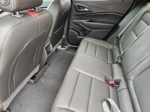 Used 2025 Chevrolet Trax RS w/ Driver Confidence Package FWD image 30