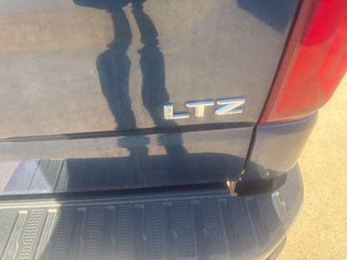 Used 2022 Chevrolet Silverado 1500 LTZ w/ Safety Package II image 5