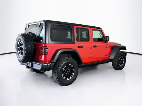 Used 2025 Jeep Wrangler Unlimited Rubicon 4xe w/ Convenience Group AWD/4WD image 9