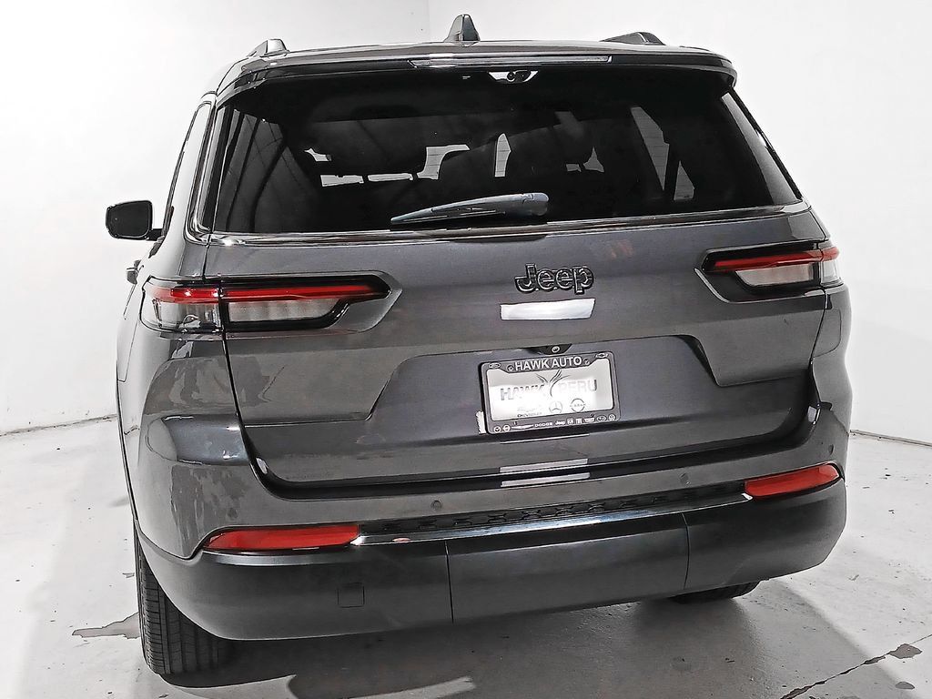 Used 2023 Jeep Grand Cherokee L Limited w/ Luxury Tech Group II AWD/4WD image 5