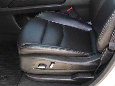 Used 2022 Cadillac XT5 Luxury image 19