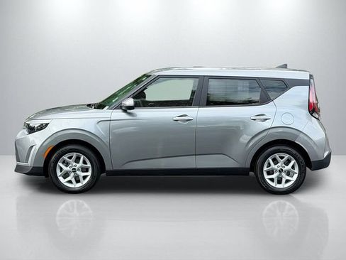 Certified 2023 Kia Soul LX w/ Option Group 015 FWD image 4