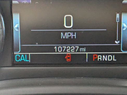 Certified 2020 Chevrolet Suburban LT AWD/4WD image 2