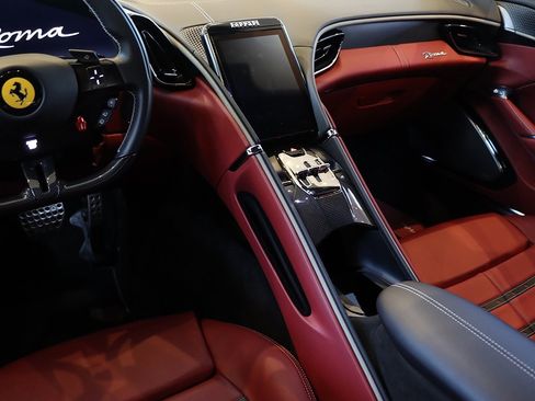 Certified 2021 Ferrari Roma image 86