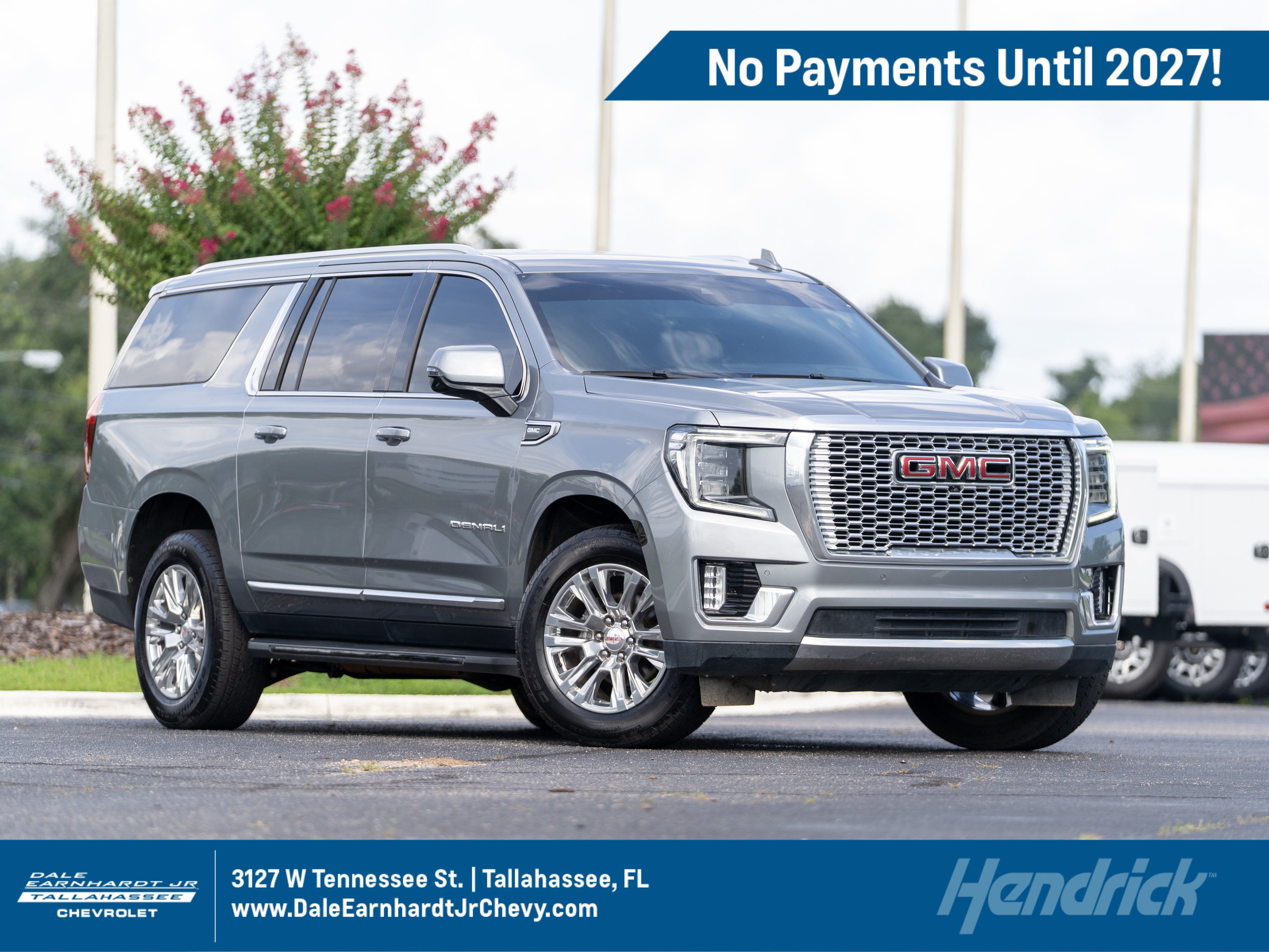Used 2023 GMC Yukon XL Denali RWD image 1
