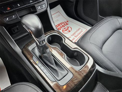 Used 2022 GMC Canyon Elevation w/ Elevation Premium Package image 17