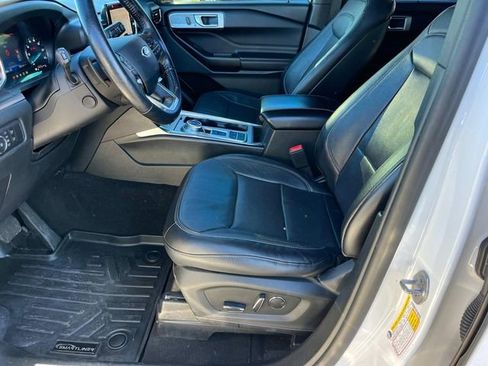 Used 2020 Ford Explorer Limited image 31