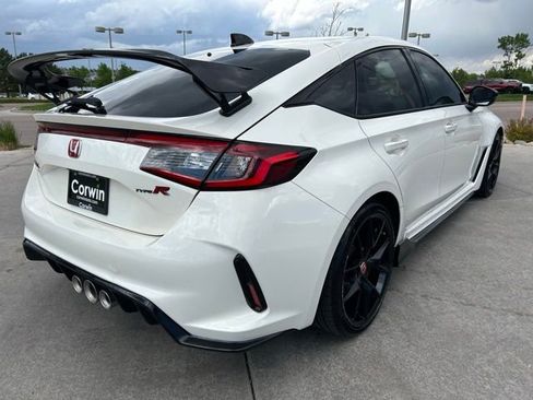 Used 2025 Honda Civic Type R image 8