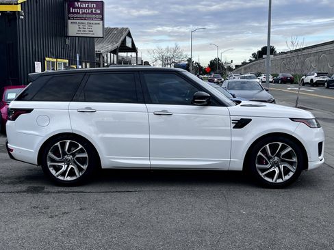 Used 2018 Land Rover Range Rover Sport HSE Dynamic image 5