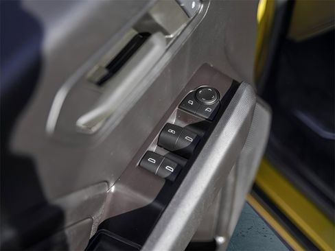 Certified 2023 Chevrolet Colorado Trail Boss image 24