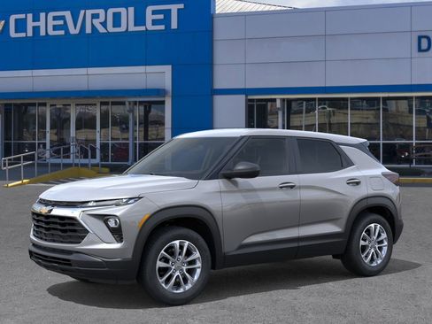 New 2026 Chevrolet TrailBlazer LS image 2