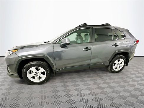 Used 2021 Toyota RAV4 XLE image 9
