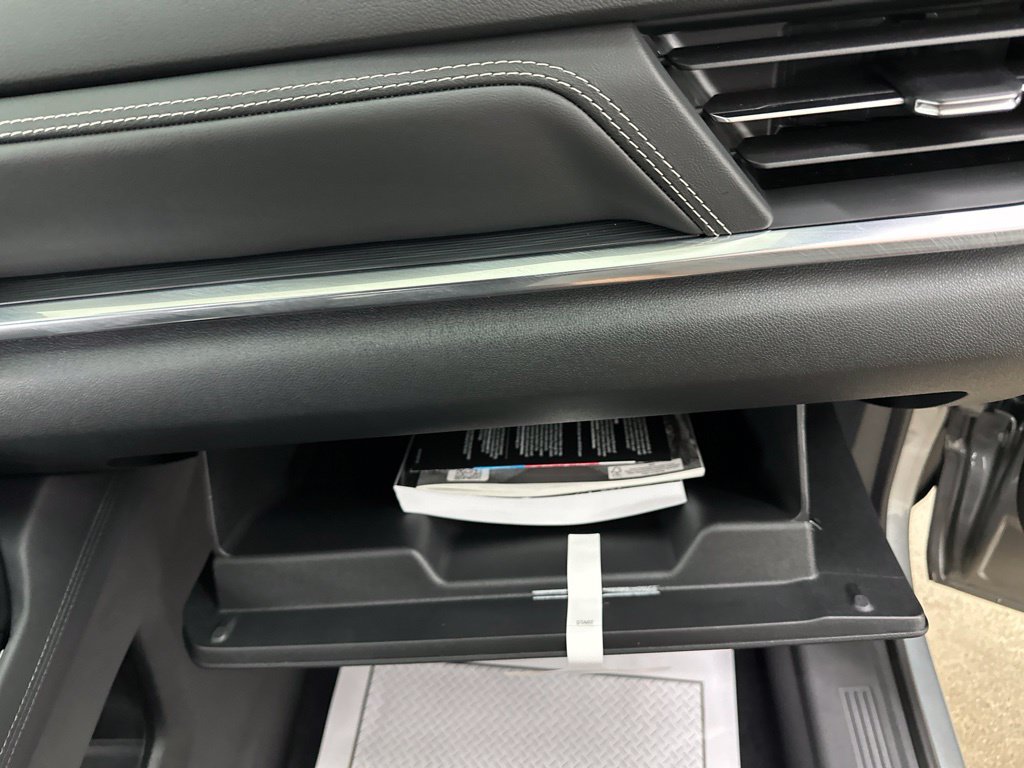 New 2027 GMC Terrain Elevation w/ Elevation Premium Package AWD/4WD image 19