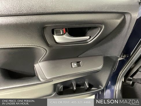 Used 2015 Toyota Camry XLE image 20