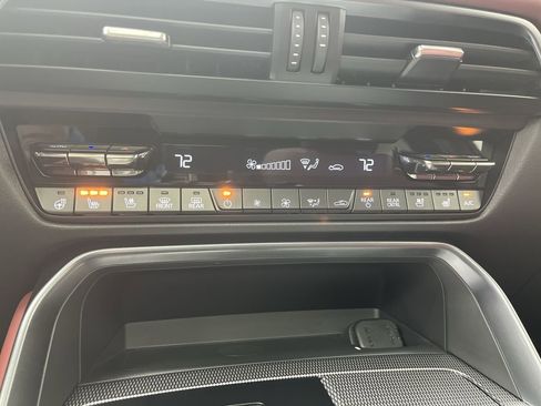 Certified 2025 MAZDA CX-70 Plug-In Hybrid w/ Premium Plus image 22