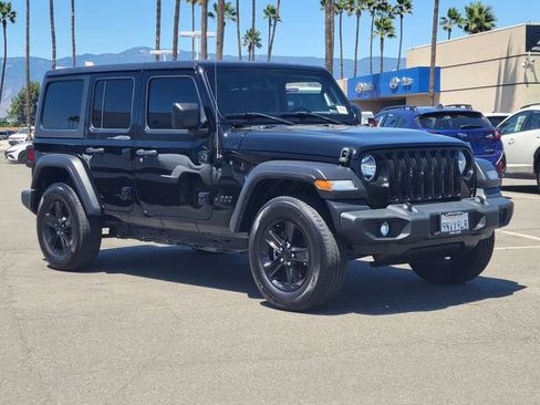 Used 2022 Jeep Wrangler Unlimited Sport AWD/4WD image 36