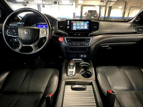 Used 2022 Honda Passport TrailSport image 22