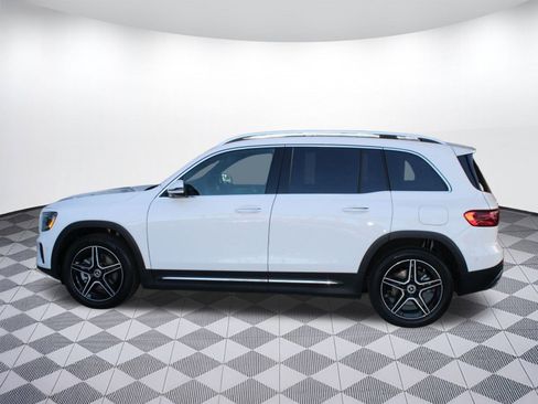 New 2026 Mercedes-Benz GLB 250 image 2