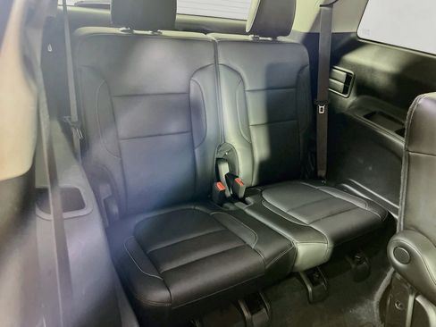 Used 2019 GMC Acadia SLT w/ LPO, Floor Liner Package AWD/4WD image 29