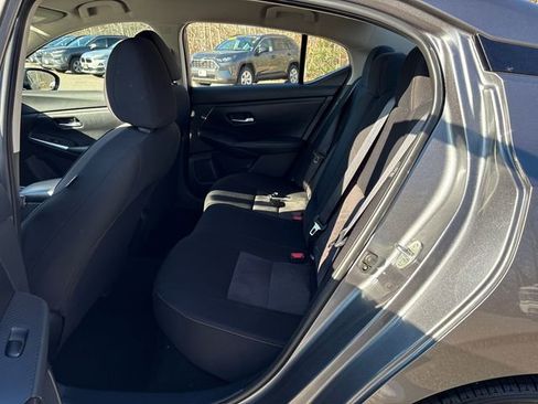 Used 2022 Nissan Sentra SR w/ Electronics Package image 17