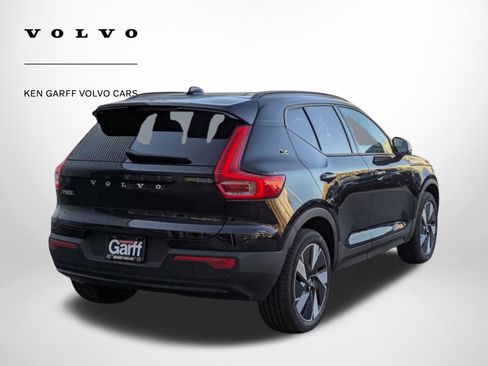 New 2025 Volvo EX40 Core w/ Climate Package image 3