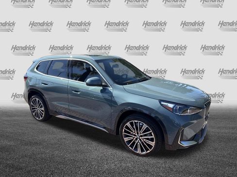 New 2026 BMW X1 xDrive28i w/ Technology Package AWD/4WD image 2