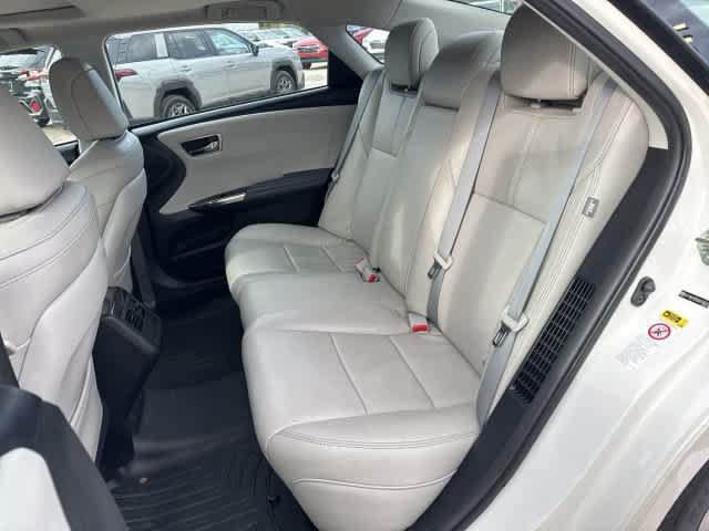 Used 2013 Toyota Avalon XLE Touring FWD image 18