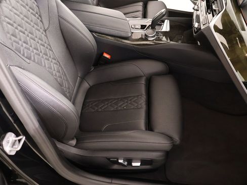 Used 2023 BMW 530i w/ M Sport Package image 14