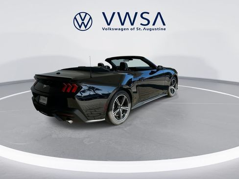 Used 2024 Ford Mustang Premium RWD image 8