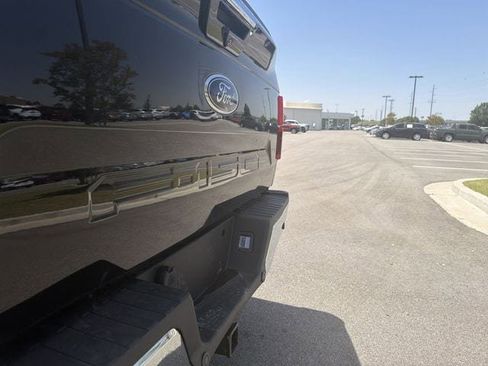 Used 2019 Ford F150 Lariat w/ Equipment Group 502A Luxury AWD/4WD image 42