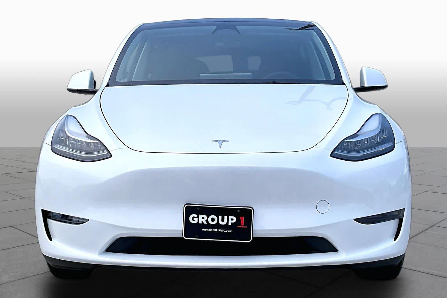 Used 2023 Tesla Model Y Long Range AWD/4WD image 3