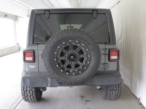Used 2021 Jeep Wrangler Unlimited Sport AWD/4WD image 24