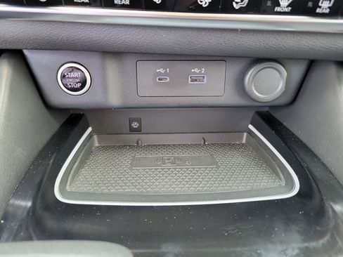 Used 2022 Nissan Rogue Platinum w/ Head-Up Display Package image 20