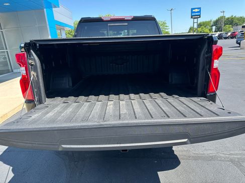 Used 2019 Chevrolet Silverado 1500 LTZ w/ LTZ Plus Package AWD/4WD image 15