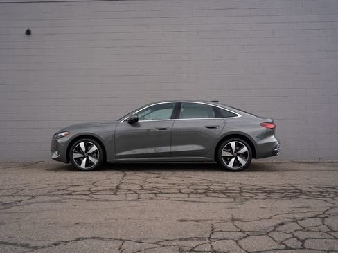 Used 2025 Audi A5 2.0T Premium Plus w/ Premium Plus image 2