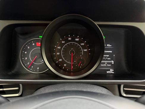 Used 2021 Hyundai Elantra SEL FWD image 25